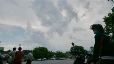 Şehir caddesinde zaman kaybı, Hangzhou, Zhejiang Eyaleti, Çin. Yüksek kalite 4k görüntü