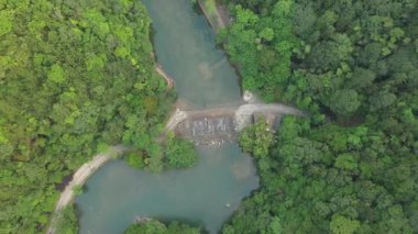 Nanxi Nehri 'nin Wenzhou, Zhejiang, Çin' deki turistik alanının doğal manzarası. Yüksek kalite 4k görüntü