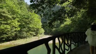  Nanxi Nehri 'nin Wenzhou, Zhejiang, Çin' deki doğal manzarası. Yüksek kalite 4k görüntü