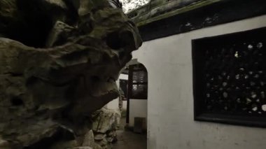 Şangay Yu Bahçesi 'ndeki doğal ve kültürel manzaralar. Yüksek kalite 4k görüntü