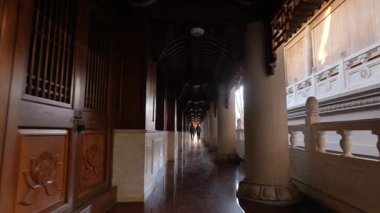 Jingan Tapınağı, Şangay 'daki mimari manzara. Yüksek kalite 4k görüntü