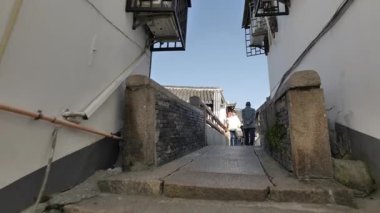 Şangay Zhujiajiao 'daki doğal ve kültürel manzaralar. Yüksek kalite 4k görüntü