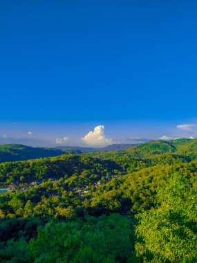 Dağların güzel manzarası