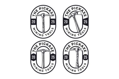 Madenci, mühendis, endüstri, macera için demiryolu, direk, şilte, sürüklenen tip rozet logosu koleksiyonu. Madencilik aracı amblem logosu setini seç. Retro kazma logo illüstrasyon koleksiyonu