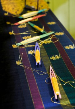 Geleneksel Riau Malay şarkısı için ipliğin yakın çekimi.