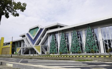 Pekanbaru, Endonezya - 29 Ocak 2025: Lembaga Pengembangan Tilawatil Kuran Jl Jendral Sudirman 'da LPTQ Riau olarak bilinir.