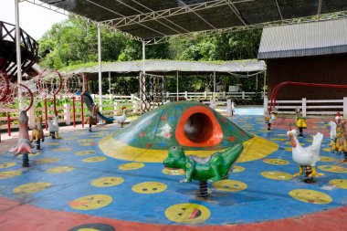 Çocuk parkına yakın çekim