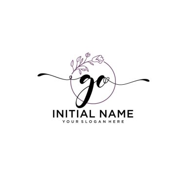 Geometrik Çerçeve ile El Yazısı Çiçek Baş Logosu GO
