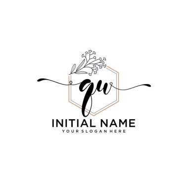 Geometrik Çerçeve ile El Yazısı Çiçek Baş Logosu QU