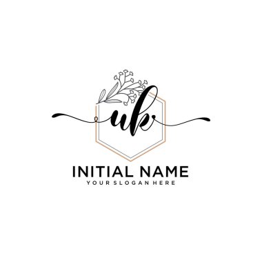 Geometrik Çerçeve ile El Yazısı Çiçek Parafı İngiltere