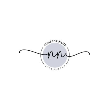 Çiçek ve Min ile Modern El Yazısı NN İlk Logo Şablonları