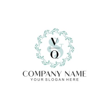 El yazısı VQ Baş harfleriyle Çiçek Monogram Logosu Seti