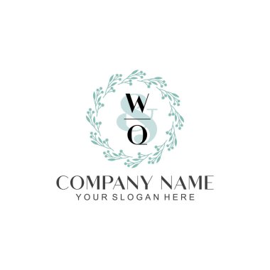 El yazısı WQ baş harfleriyle Çiçek Monogram Logosu Ayarları