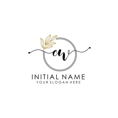 Botanik ve Minimalist Tasarımlı El Yazısıyla CW İlk Logosu