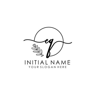 Botanik ve Minimalist Tasarımlı El Yazısıyla EQ İlk Logosu