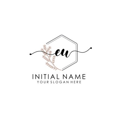 Botanik ve Minimalist Tasarımlı El Yazısıyla AB İlk Logosu