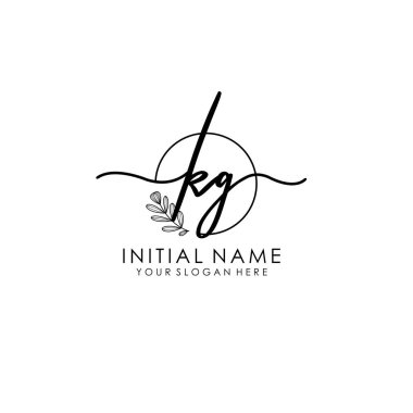 Botanik ve Minimalist Tasarımlı El Yazısıyla KG İlk Logosu