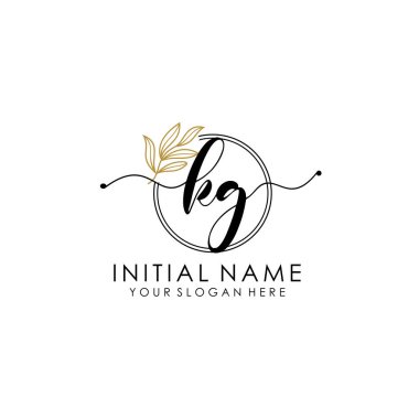Botanik ve Minimalist Tasarımlı El Yazısıyla KG İlk Logosu