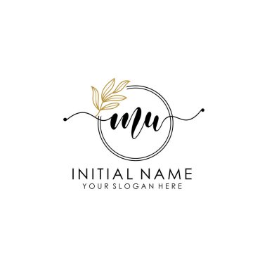 Botanik ve Minimalist Tasarımlı El Yazısı MU İlk Logo