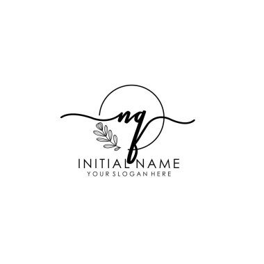 Botanik ve Minimalist Tasarımlı El Yazısıyla NQ İlk Logosu