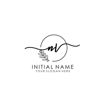 Botanik ve Minimalist Tasarımlı El Yazısıyla NV İlk Logosu