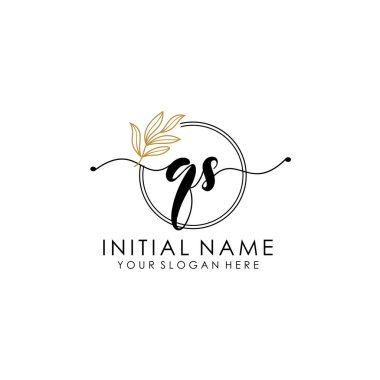 Botanik ve Minimalist Tasarımlı El Yazısıyla QS İlk Logosu