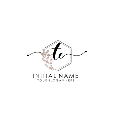 Botanik ve Minimalist Tasarımlı El Yazısıyla TC İlk Logosu