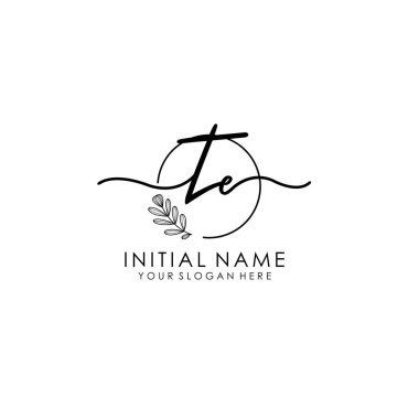 Botanik ve Minimalist Tasarımlı el yazısı TE İlk Logosu