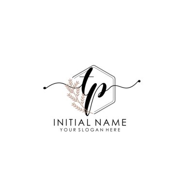 Botanik ve Minimalist Tasarımlı El Yazısıyla TP İlk Logosu