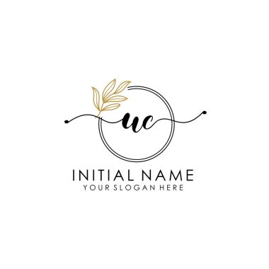 Botanik ve Minimalist Tasarımlı El Yazısıyla UC İlk Logosu