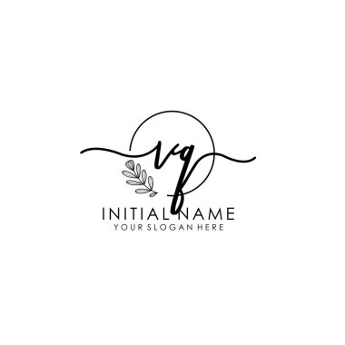 Botanik ve Minimalist Tasarımlı El Yazısıyla VQ İlk Logosu