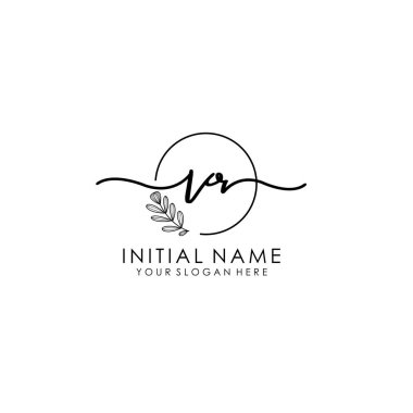 Botanik ve Minimalist Tasarımlı El Yazısıyla VR İlk Logosu