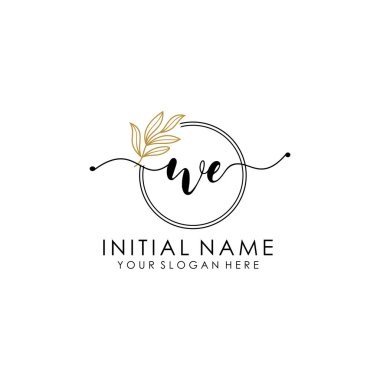 Botanik ve Minimalist Tasarımlı El Yazısıyla WE İlk Logosu