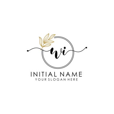 Botanik ve Minimalist Tasarımlı El Yazısıyla WI İlk Logosu