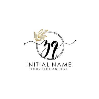Botanik ve Minimalist Tasarımlı El Yazısıyla ZQ İlk Logosu