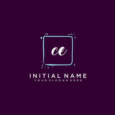 CE Monogramlı Modern Çiçek Baş Logosu