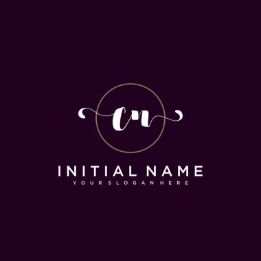 Minimalist Çiçek Baş Logosu, CN Marka Şablonu