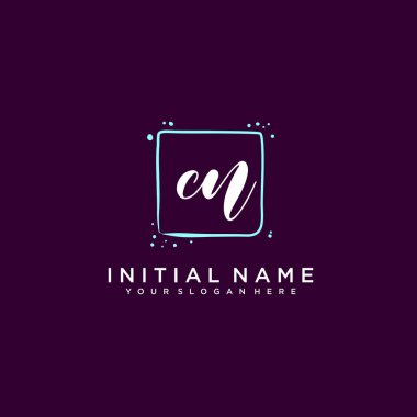 CN Monogramlı Modern Çiçek Baş Logosu