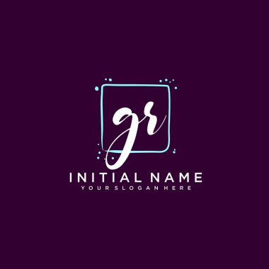 GR Monogramlı Modern Çiçek Baş Logosu