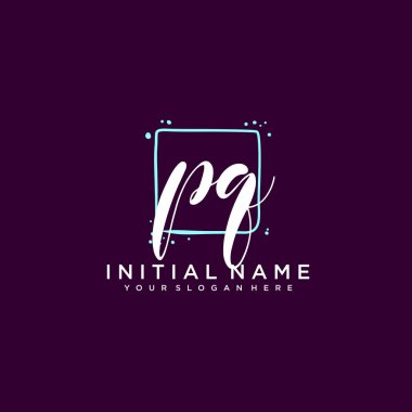 PQ Monogramlı Modern Çiçek Baş Logosu