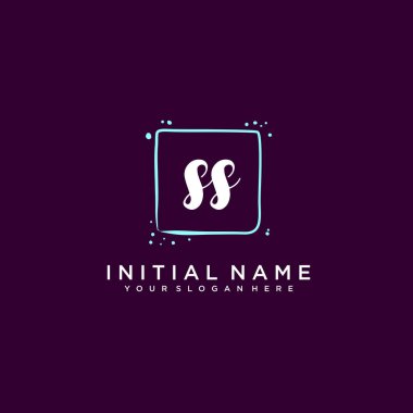 SS Monogramlı Modern Çiçek Baş Logosu