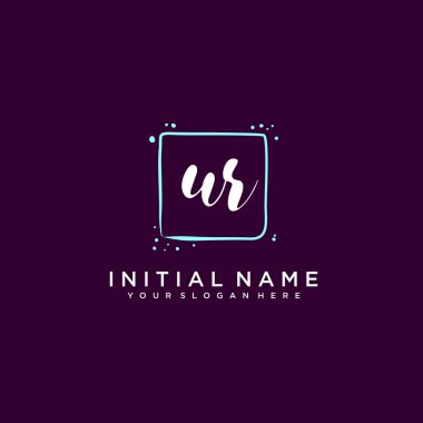 UR Monogramlı Modern Çiçek Baş Logosu