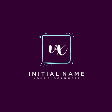 VX Monogramlı Modern Çiçek Baş Logosu