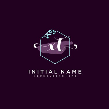 Minimalist Çiçek Baş Logosu, XT Marka Şablonu