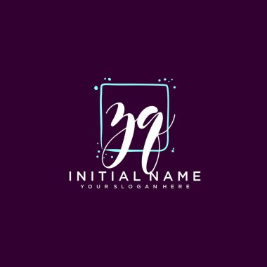 ZQ Monogramlı Modern Çiçek Baş Logosu