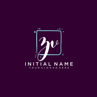 ZV Monogramlı Modern Çiçek Baş Logosu