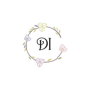 Çiçek Monogramı DI Koleksiyonu Tasarladı