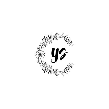 Çiçek Monogramı YS Koleksiyonu Tasarladı