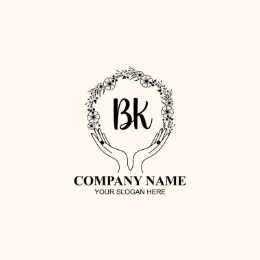 Çiçek El Yazısı Doğa ve El Elementleri ile İlk Logo BK
