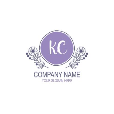 Minimalist El Çizimi KC Çiçek ve El Elementleri ile İlk Logo